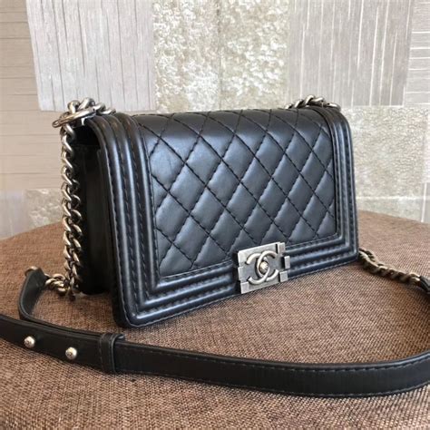 chanel le boy bag vintage|chanel boy small quilted bag.